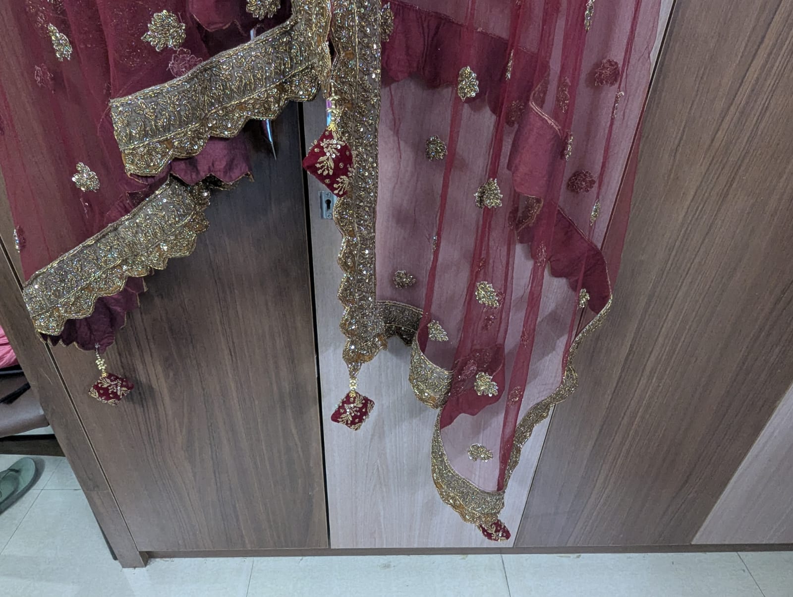 Close of net Dupatta from Lehenga Set