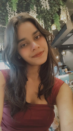Srashti Y, seller on PurvX India